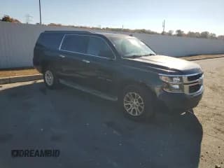 ✅ 2015 Chevrolet Suburban LT • VIN: 1GNSKJKC6FR183335 • Lot: 77527414. Wystawiony na Copart z przebiegiem 169 762 mil. Bezpłatny archiwum sprzedaży aukcyjnych z USA i szczegółowy raport historii pojazdu na DreamBid. Zdjęcie 4.