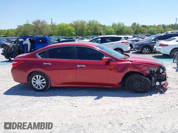 ✅ 2016 Nissan Altima S • VIN: 1N4AL3AP9GC228179 • Lot: 41992602. Listed on IAAI with 114,408 mi. Free auction sales archive from the USA and detailed vehicle history report at DreamBid. Image 13.