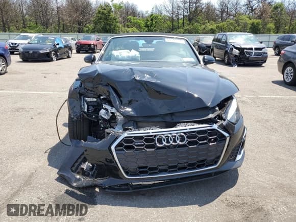 ✅ 2024 Audi A5 Cabriolet S line Prestige • VIN: WAU5AGF51RN001301 • Lot: 59573084. Wystawiony na Copart z przebiegiem 6 459 mil. Bezpłatny archiwum sprzedaży aukcyjnych z USA i szczegółowy raport historii pojazdu na DreamBid. Zdjęcie 5.