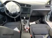 ✅ 2021 Volkswagen Golf TSI • VIN: 3VWG57AU4MM000223 • Lot: 73358954. Wystawiony na Copart z przebiegiem Nie podano. Bezpłatny archiwum sprzedaży aukcyjnych z USA i szczegółowy raport historii pojazdu na DreamBid. Zdjęcie 8.