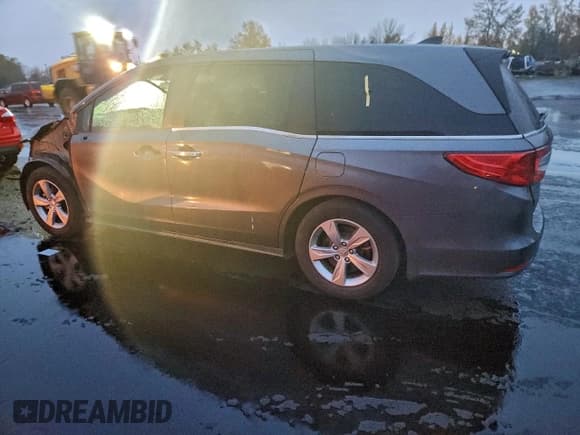 ✅ 2019 Honda Odyssey EX • VIN: 5FNRL6H52KB086420 • Лот: 94176245. Опубликован ранее на Copart с пробегом 45 236 миль. Бесплатный доступ к архиву аукционных продаж из США и подробный отчёт об истории автомобиля на DreamBid. Изображение 2.