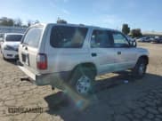 ✅ 1998 Toyota 4Runner • VIN: JT3HM84R3W0030587 • Лот: 87274684. Опубликован ранее на Copart с пробегом 198 894 миль. Бесплатный доступ к архиву аукционных продаж из США и подробный отчёт об истории автомобиля на DreamBid. Изображение 3.
