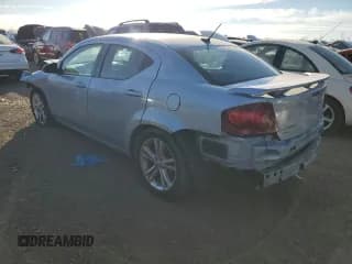 ✅ 2013 Dodge Avenger SE V6 • VIN: 1C3CDZAG3DN717751 • Лот: 83482174. Опубликован ранее на Copart с пробегом 97 591 миль. Бесплатный доступ к архиву аукционных продаж из США и подробный отчёт об истории автомобиля на DreamBid. Изображение 2.