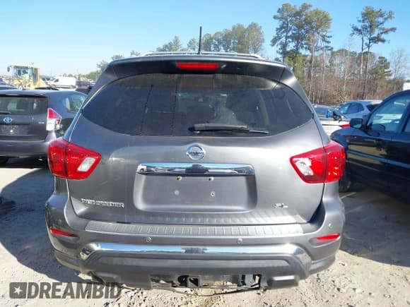 ✅ 2018 Nissan Pathfinder S • VIN: 5N1DR2MN6JC671225 • Lot: 43928021. Wystawiony na IAAI z przebiegiem 260 000 mil. Bezpłatny archiwum sprzedaży aukcyjnych z USA i szczegółowy raport historii pojazdu na DreamBid. Zdjęcie 16.