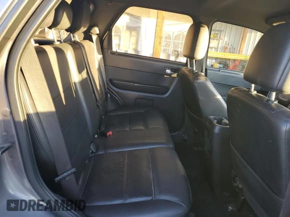 ✅ 2010 Ford Escape Limited • VIN: 1FMCU9EG3AKC04515 • Lot: 92123625. Listed on Copart with 199,958 mi. Free auction sales archive from the USA and detailed vehicle history report at DreamBid. Image 10.