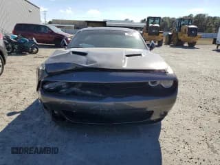 ✅ 2020 Dodge Challenger SXT • VIN: 2C3CDZAG6LH125560 • Lot: 39456003. Wystawiony na Copart z przebiegiem 51 289 mil. Bezpłatny archiwum sprzedaży aukcyjnych z USA i szczegółowy raport historii pojazdu na DreamBid. Zdjęcie 5.