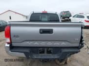 ✅ 2017 Toyota Tacoma SR5 • VIN: 5TFSZ5AN1HX072026 • Lot: 41793314. Wystawiony na IAAI z przebiegiem 76 975 mil. Bezpłatny archiwum sprzedaży aukcyjnych z USA i szczegółowy raport historii pojazdu na DreamBid. Zdjęcie 16.