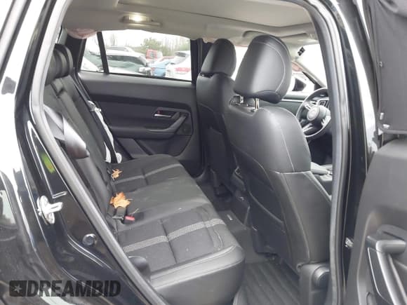 ✅ 2025 Mazda CX-50 S Premium • VIN: 7MMVABDM7SN334320 • Lot: 43597828. Listed on IAAI with 11,321 mi. Free auction sales archive from the USA and detailed vehicle history report at DreamBid. Image 8.
