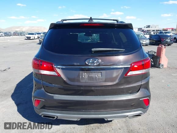 ✅ 2017 Hyundai Santa Fe SE • VIN: KM8SM4HF8HU246582 • Lot: 43473971. Listed on IAAI with 87,795 mi. Free auction sales archive from the USA and detailed vehicle history report at DreamBid. Image 16.