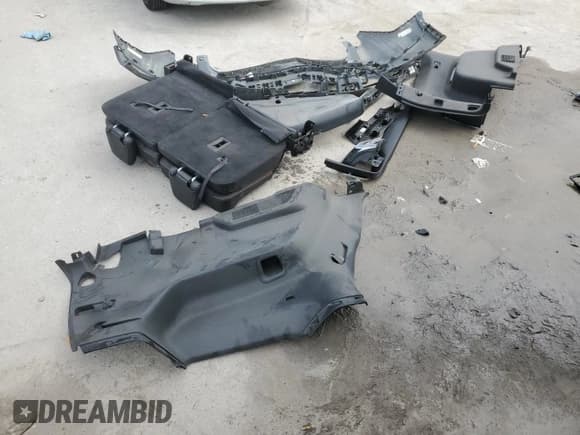 ✅ 2021 GMC Acadia AT4 • VIN: 1GKKNLLS5MZ189601 • Lot: 47137665. Listed on Copart with 83,396 mi. Free auction sales archive from the USA and detailed vehicle history report at DreamBid. Image 13.