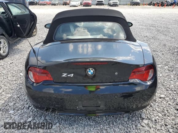 ✅ 2007 BMW Z4 3.0i • VIN: 4USBU33537LW71039 • Lot: 80115065. Wystawiony na Copart z przebiegiem 89 038 mil. Bezpłatny archiwum sprzedaży aukcyjnych z USA i szczegółowy raport historii pojazdu na DreamBid. Zdjęcie 6.