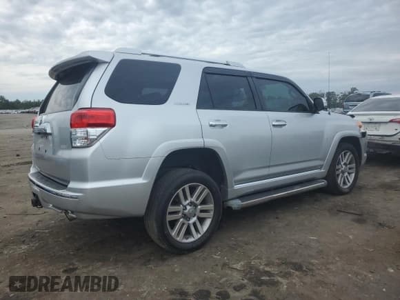 ✅ 2010 Toyota 4Runner Trail • VIN: JTEBU5JRXA5023874 • Lot: 67950545. Wystawiony na Copart z przebiegiem 220 645 mil. Bezpłatny archiwum sprzedaży aukcyjnych z USA i szczegółowy raport historii pojazdu na DreamBid. Zdjęcie 3.
