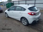 ✅ 2019 Chevrolet Cruze LS • VIN: 3G1BC6SM7KS586526 • Lot: 43127579. Listed on IAAI with 129,828 mi. Free auction sales archive from the USA and detailed vehicle history report at DreamBid. Image 3.