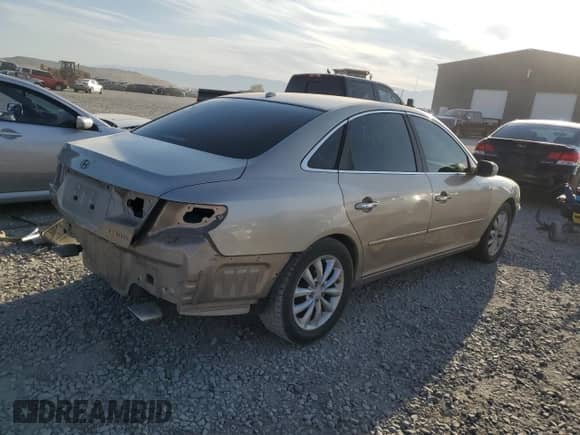 2008 Hyundai Azera Limited с VIN KMHFC46F48A289647, выставлен на аукционе Copart как лот 59970365 с пробегом 163 234 миль миль и Списание • Salvage title. История ставок и продаж доступна на DreamBid. Изображение 3.