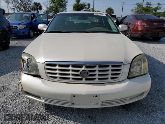 ✅ 2003 Cadillac DeVille DTS • VIN: 1G6KF57933U147843 • Lot: 55875195. Wystawiony na Copart z przebiegiem 160 814 mil. Bezpłatny archiwum sprzedaży aukcyjnych z USA i szczegółowy raport historii pojazdu na DreamBid. Zdjęcie 5.