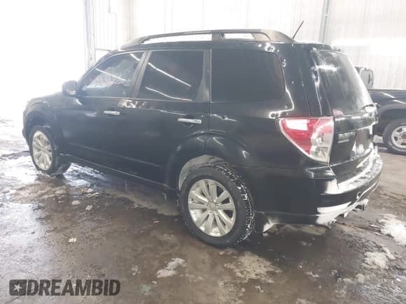 ✅ 2012 Subaru Forester X Premium • VIN: JF2SHBCC5CH434005 • Lot: 41553623. Wystawiony na IAAI z przebiegiem 182 397 mil. Bezpłatny archiwum sprzedaży aukcyjnych z USA i szczegółowy raport historii pojazdu na DreamBid. Zdjęcie 3.