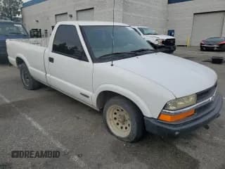 ✅ 1999 Chevrolet S-10 • VIN: 1GCCS14X8X8165133 • Лот: 84714044. Опубликован ранее на Copart с пробегом 254 406 миль. Бесплатный доступ к архиву аукционных продаж из США и подробный отчёт об истории автомобиля на DreamBid. Изображение 4.