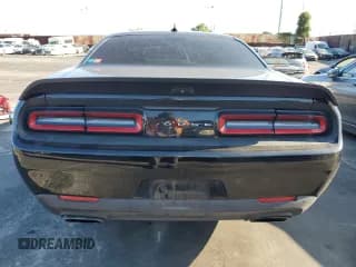 ✅ 2020 Dodge Challenger R/T Scat Pack • VIN: 2C3CDZFJ9LH206492 • Lot: 66707943. Wystawiony na Copart z przebiegiem 41 256 mil. Bezpłatny archiwum sprzedaży aukcyjnych z USA i szczegółowy raport historii pojazdu na DreamBid. Zdjęcie 6.
