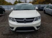 ✅ 2013 Dodge Journey SXT • VIN: 3C4PDCCG4DT637785 • Lot: 85949265. Wystawiony na Copart z przebiegiem 92 031 mil. Bezpłatny archiwum sprzedaży aukcyjnych z USA i szczegółowy raport historii pojazdu na DreamBid. Zdjęcie 5.