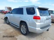 ✅ 2013 Toyota 4Runner SR5 • VIN: JTEZU5JRXD5064198 • Lot: 43368642. Wystawiony na IAAI z przebiegiem 134 330 mil. Bezpłatny archiwum sprzedaży aukcyjnych z USA i szczegółowy raport historii pojazdu na DreamBid. Zdjęcie 3.