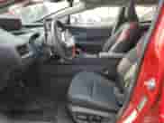 2024 Toyota Prius SE с VIN JTDACACU3R3036289, выставлен на аукционе Copart как лот 67377685 с пробегом 3 667 миль миль и На запчасти • Non repairable. История ставок и продаж доступна на DreamBid. Изображение 7.