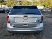 ✅ 2014 Ford Edge SE • VIN: 2FMDK3G93EBB47593 • Lot: 86240135. Wystawiony na Copart z przebiegiem 127 675 mil. Bezpłatny archiwum sprzedaży aukcyjnych z USA i szczegółowy raport historii pojazdu na DreamBid. Zdjęcie 6.