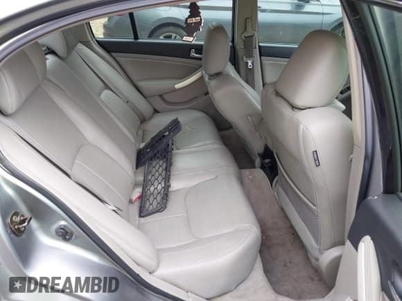 ✅ 2005 Infiniti G35 • VIN: JNKCV51FX5M311514 • Lot: 42959920. Wystawiony na IAAI z przebiegiem 189 705 mil. Bezpłatny archiwum sprzedaży aukcyjnych z USA i szczegółowy raport historii pojazdu na DreamBid. Zdjęcie 8.