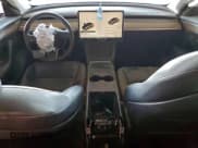 ✅ 2023 Tesla Model 3 • VIN: 5YJ3E1EAXPF708807 • Lot: 94337885. Wystawiony na Copart z przebiegiem 35 719 mil. Bezpłatny archiwum sprzedaży aukcyjnych z USA i szczegółowy raport historii pojazdu na DreamBid. Zdjęcie 8.