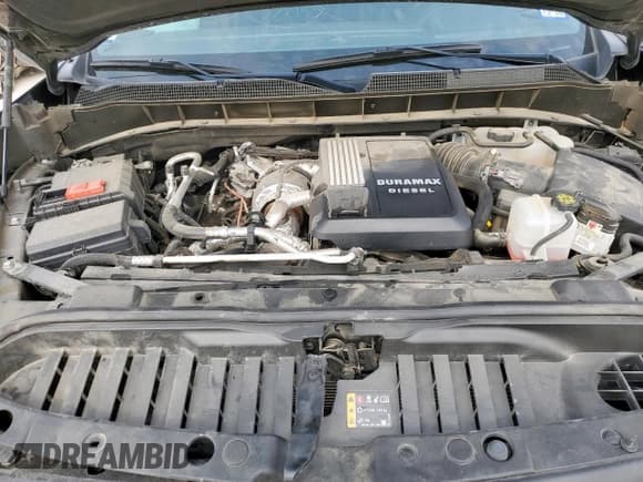 ✅ 2025 Chevrolet Silverado 1500 • VIN: 3GCUKDE87SG161073 • Лот: 69433245. Опубликован ранее на Copart с пробегом 17 841 миль. Бесплатный доступ к архиву аукционных продаж из США и подробный отчёт об истории автомобиля на DreamBid. Изображение 11.