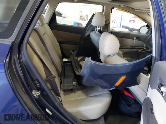 ✅ 2011 Hyundai Elantra SE • VIN: KMHDC8AE3BU092715 • Lot: 82263925. Listed on Copart with 66,017 mi. Free auction sales archive from the USA and detailed vehicle history report at DreamBid. Image 10.