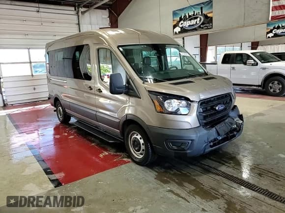✅ 2020 Ford Transit Passenger XL • VIN: 1FBAX2C86LKB06933 • Lot: 57528065. Listed on Copart with 46,721 mi. Free auction sales archive from the USA and detailed vehicle history report at DreamBid. Image 14.