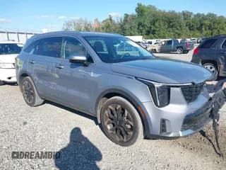✅ 2025 Kia Sorento EX • VIN: 5XYRH4JF4SG327962 • Lot: 43431821. Listed on IAAI with 18,966 mi. Free auction sales archive from the USA and detailed vehicle history report at DreamBid. Image 1.