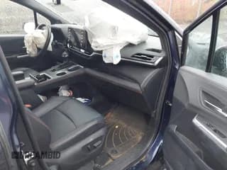 ✅ 2021 Toyota Sienna XSE • VIN: 5TDDRKEC0MS015221 • Lot: 43631849. Listed on IAAI with 78,529 mi. Free auction sales archive from the USA and detailed vehicle history report at DreamBid. Image 5.