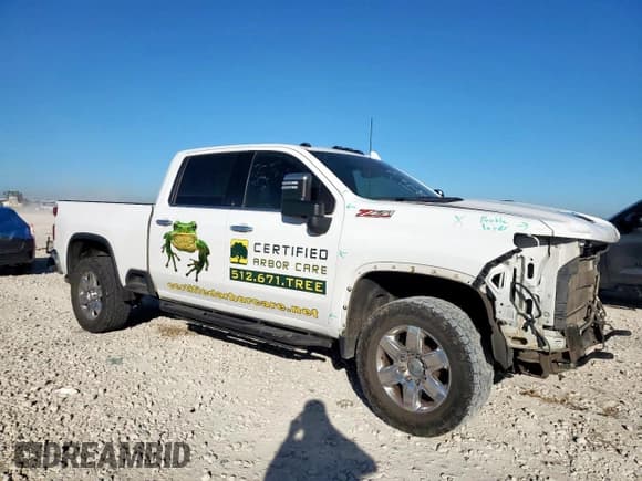 ✅ 2020 Chevrolet Silverado 2500HD LTZ • VIN: 1GC4YPEY7LF196148 • Lot: 90313065. Listed on Copart with 213,307 mi. Free auction sales archive from the USA and detailed vehicle history report at DreamBid. Image 4.