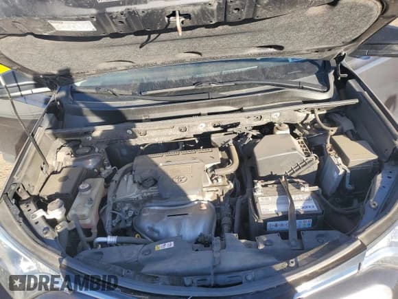 ✅ 2018 Toyota RAV4 LE • VIN: JTMBFREV0JJ739588 • Lot: 85723775. Listed on Copart with 123,603 mi. Free auction sales archive from the USA and detailed vehicle history report at DreamBid. Image 12.