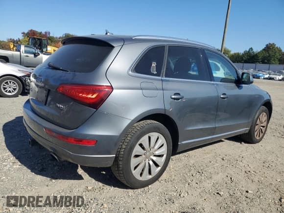 ✅ 2013 Audi Q5 Hybrid Prestige • VIN: WA1C8BFPXDA022992 • Лот: 77080484. Опубликован ранее на Copart с пробегом 116 451 миль. Бесплатный доступ к архиву аукционных продаж из США и подробный отчёт об истории автомобиля на DreamBid. Изображение 3.