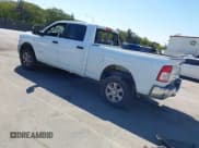 ✅ 2024 Ram 2500 Big Horn • VIN: 3C6UR5DL6RG125089 • Лот: 43172203. Опубликован ранее на IAAI с пробегом 51 595 миль. Бесплатный доступ к архиву аукционных продаж из США и подробный отчёт об истории автомобиля на DreamBid. Изображение 3.