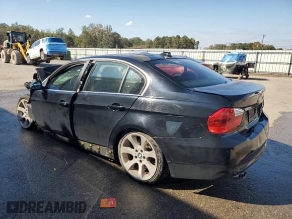 ✅ 2006 BMW 3 Series 330i • VIN: WBAVB33556PS19574 • Lot: 87418915. Wystawiony na Copart z przebiegiem Nie podano. Bezpłatny archiwum sprzedaży aukcyjnych z USA i szczegółowy raport historii pojazdu na DreamBid. Zdjęcie 2.