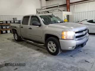 2007 Chevrolet Silverado 1500 2LT z VIN 2GCEK13M971567844, wystawiony jako Copart lot #87051405 z przebiegiem 183 321 mil mil oraz Czysty tytuł • Clean title. Historia ofert i sprzedaży dostępna na DreamBid. Obrazek 4.