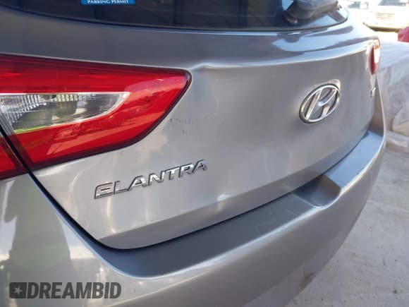 ✅ 2014 Hyundai Elantra • VIN: KMHD35LH0EU189204 • Lot: 43294568. Listed on IAAI with 121,570 mi. Free auction sales archive from the USA and detailed vehicle history report at DreamBid. Image 12.