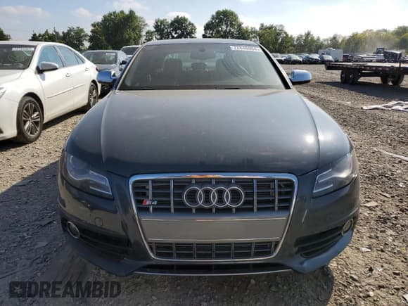 ✅ 2011 Audi S4 Prestige • VIN: WAUKGAFL8BA129187 • Лот: 72846904. Опубликован ранее на Copart с пробегом 112 831 миль. Бесплатный доступ к архиву аукционных продаж из США и подробный отчёт об истории автомобиля на DreamBid. Изображение 5.