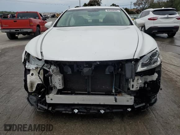✅ 2017 Lexus LS 460 • VIN: JTHBL5EF4H5144531 • Lot: 84559595. Listed on Copart with 72,929 mi. Free auction sales archive from the USA and detailed vehicle history report at DreamBid. Image 5.