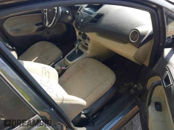 ✅ 2016 Ford Fiesta SE • VIN: 3FADP4EJ8GM156600 • Лот: 43269323. Опубликован ранее на IAAI с пробегом 174 930 миль. Бесплатный доступ к архиву аукционных продаж из США и подробный отчёт об истории автомобиля на DreamBid. Изображение 5.