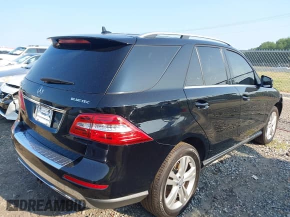 ✅ 2014 Mercedes-Benz M 350 • VIN: 4JGDA2EB8EA432840 • Lot: 42606950. Listed on IAAI with 184,364 mi. Free auction sales archive from the USA and detailed vehicle history report at DreamBid. Image 4.