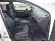 ✅ 2008 Audi Q7 Premium • VIN: WA1EV74L28D067833 • Lot: 41541882. Wystawiony na IAAI z przebiegiem Nie podano. Bezpłatny archiwum sprzedaży aukcyjnych z USA i szczegółowy raport historii pojazdu na DreamBid. Zdjęcie 5.