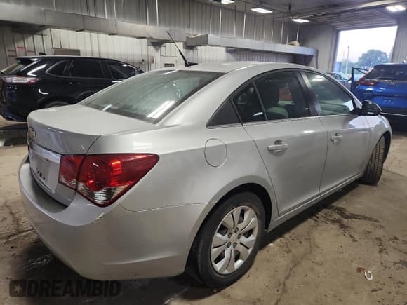 ✅ 2012 Chevrolet Cruze LS • VIN: 1G1PC5SH3C7247894 • Lot: 68961345. Listed on Copart with 47,142 mi. Free auction sales archive from the USA and detailed vehicle history report at DreamBid. Image 3.