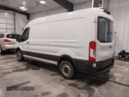 ✅ 2019 Ford Transit Cargo • VIN: 1FTYE2CGXKKA35970 • Lot: 43721501. Wystawiony na IAAI z przebiegiem 80 341 mil. Bezpłatny archiwum sprzedaży aukcyjnych z USA i szczegółowy raport historii pojazdu na DreamBid. Zdjęcie 3.