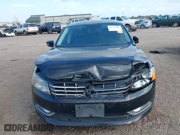 ✅ 2015 Volkswagen Passat SE • VIN: 1VWBV7A34FC037701 • Лот: 43715688. Опубликован ранее на IAAI с пробегом 180 467 миль. Бесплатный доступ к архиву аукционных продаж из США и подробный отчёт об истории автомобиля на DreamBid. Изображение 6.