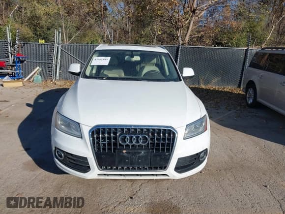 ✅ 2017 Audi Q5 Premium Plus • VIN: WA1L2AFP6HA059913 • Lot: 43661885. Wystawiony na IAAI z przebiegiem 146 037 mil. Bezpłatny archiwum sprzedaży aukcyjnych z USA i szczegółowy raport historii pojazdu na DreamBid. Zdjęcie 12.