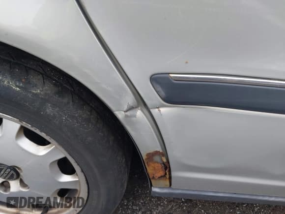 ✅ 2001 Volvo S80 • VIN: YV1TS94D311183313 • Lot: 42416606. Listed on IAAI with 303,697 mi. Free auction sales archive from the USA and detailed vehicle history report at DreamBid. Image 6.